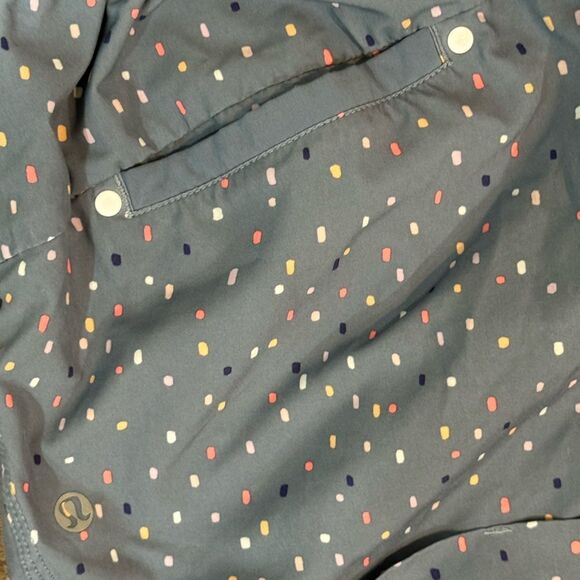 EUC Lululemon Spring Break Away Short Confetti Cake Multi sz 4 - Picture 10 of 10